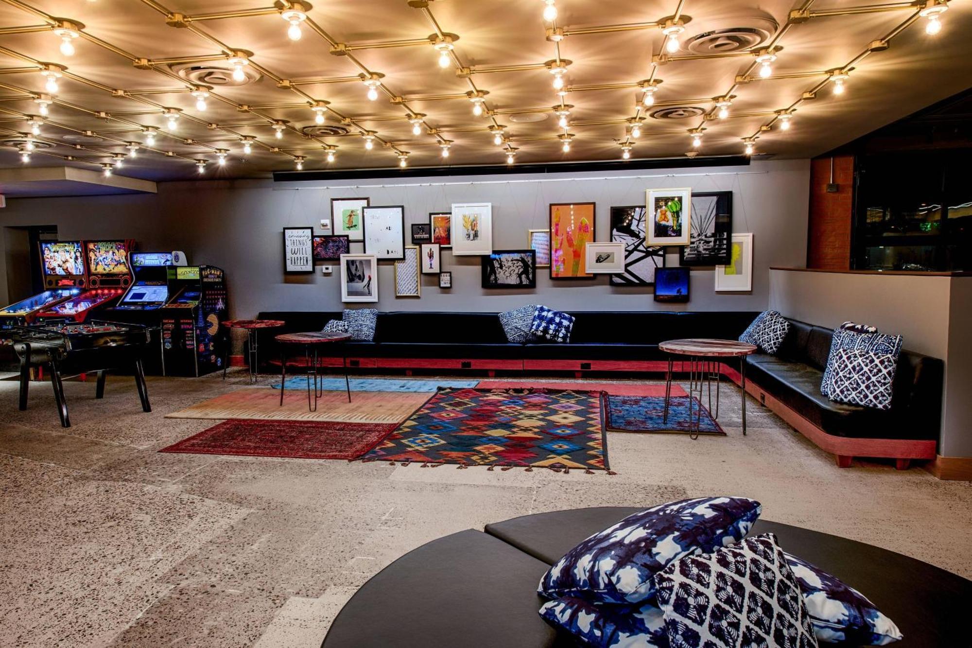 Moxy Phoenix Tempe/Asu Area Exterior foto