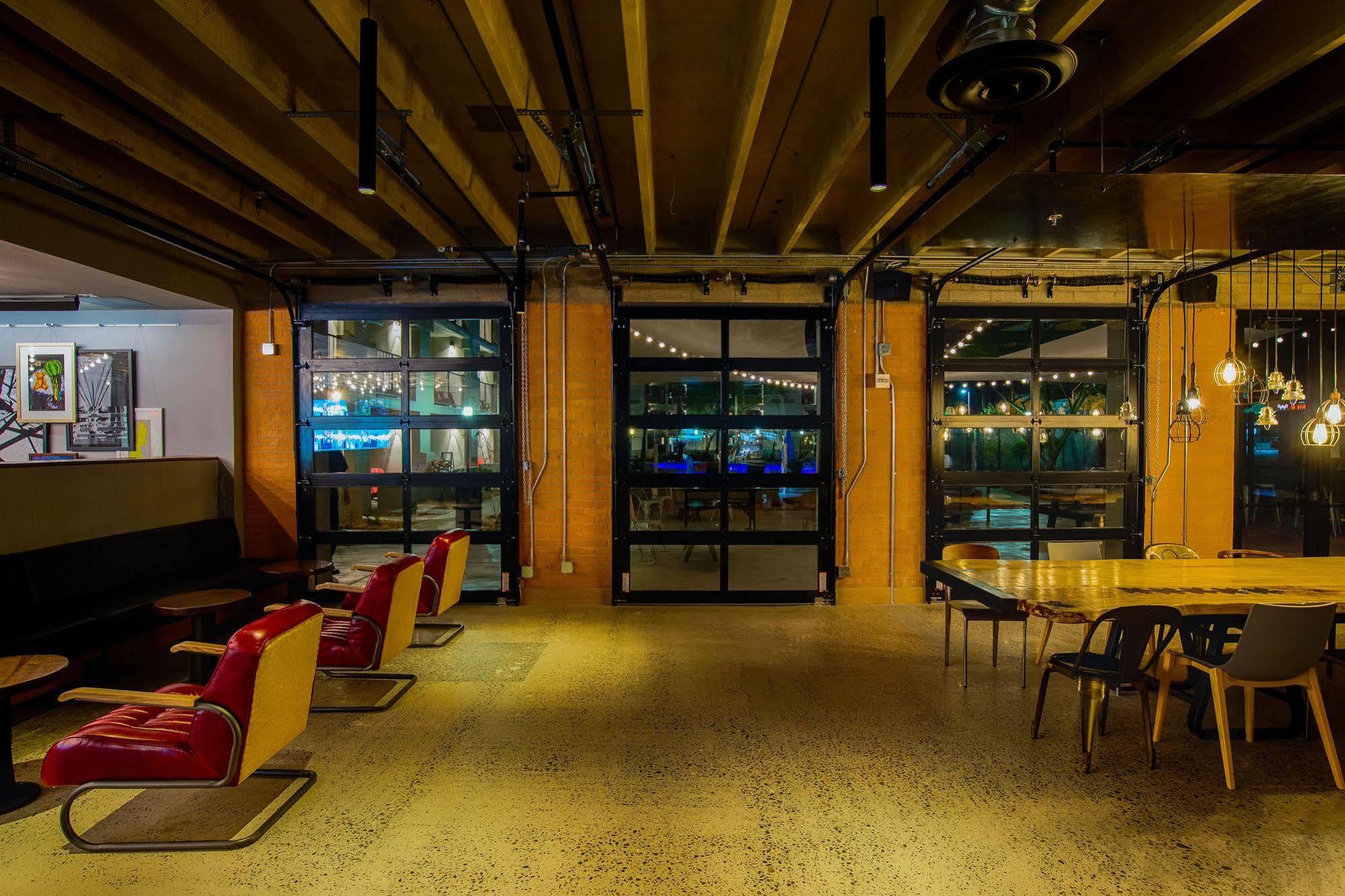 Moxy Phoenix Tempe/Asu Area Exterior foto